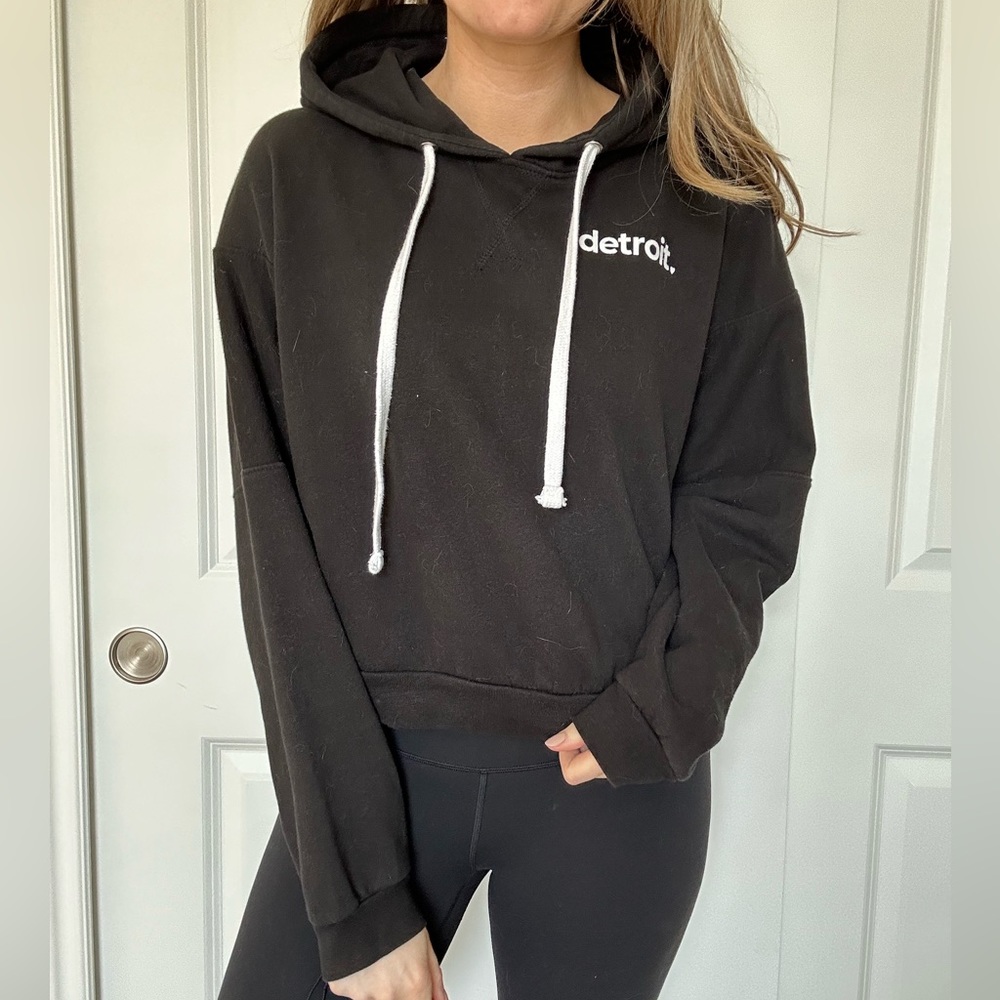 Kiloh + Co. Cropped Hoodie